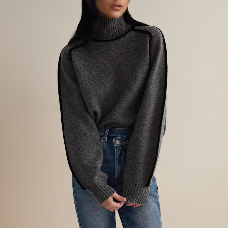 Ava | Luxurious Turtleneck with Contrasting Details